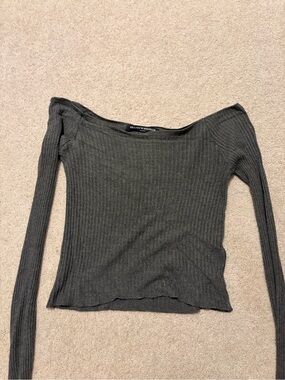 Brandy Melville Ribbed Off-Shoulder Long Sleeve Top - Charcoal